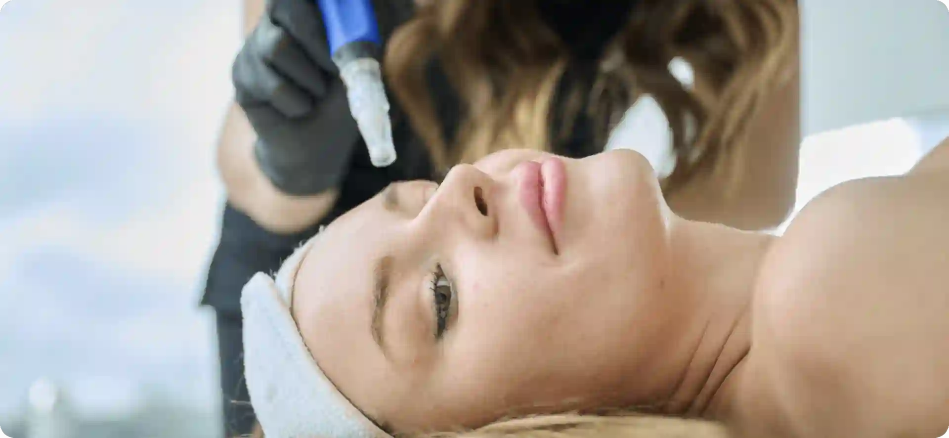 How Do Microneedles Trigger New Collagen and Elastin in Loose Skin Chinnor?